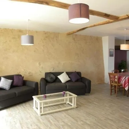 Hébergement de vacances Saint-jean-le-comtal, 5 Pieces, 8 Personnes - Fr-1-483-70 *